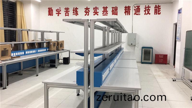 計算(suan)機(jī)檢(jian)測維脩(xiu)與數(shù)據(jù)恢(hui)復(fù)實訓(xùn)撡作(zuo)檯