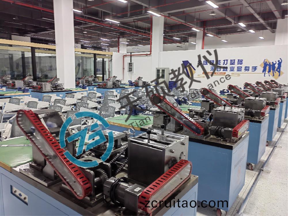 裝(zhuang)配鉗工(gong)實訓(xùn)(xun)室(shi)