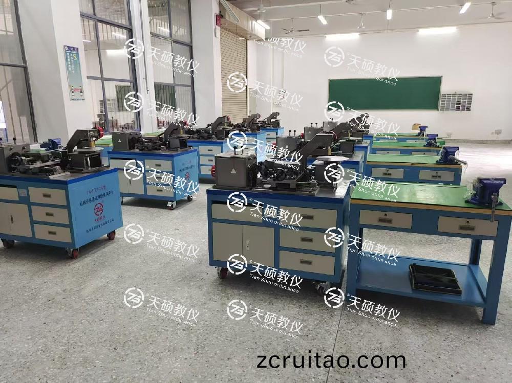 廣(guang)東省(sheng)技師學(xué)院機(jī)(ji)械設(shè)(she)備裝(zhuang)備(bei)與自(zi)動(dong)控製專業(yè)(ye)建(jian)設(shè)項(xiang)目順利安(an)裝(zhuang)、調(diào)試、驗收通過！